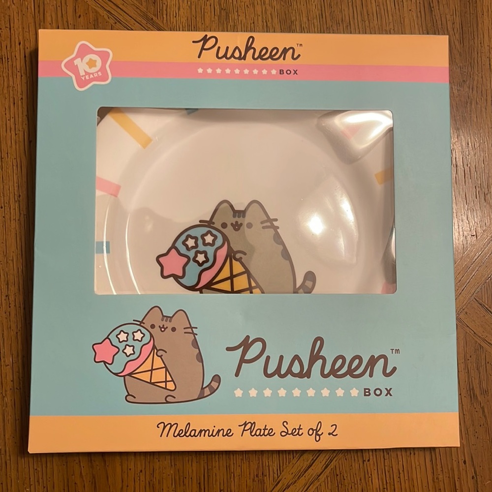 NIB Pusheen Box Exclusive Winter 2020 Melamine Plate Set of 2